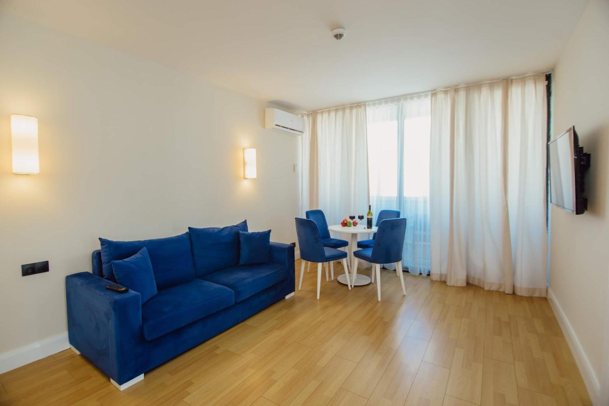 Orbi City Black Sea View Aparthotel Batumi Exterior foto