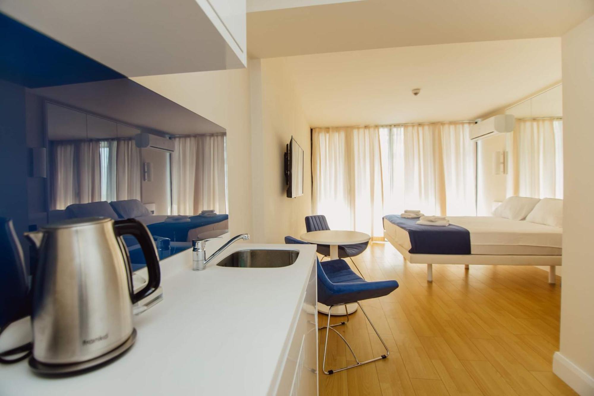 Orbi City Black Sea View Aparthotel Batumi Exterior foto