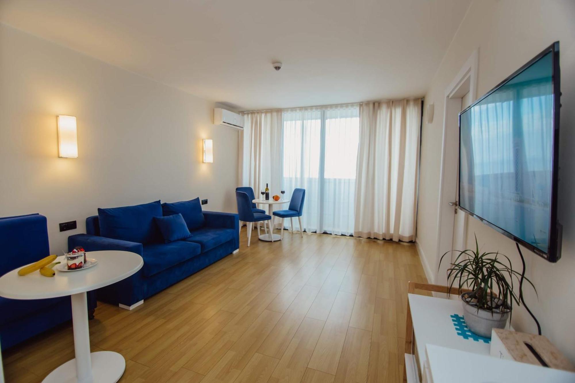 Orbi City Black Sea View Aparthotel Batumi Exterior foto