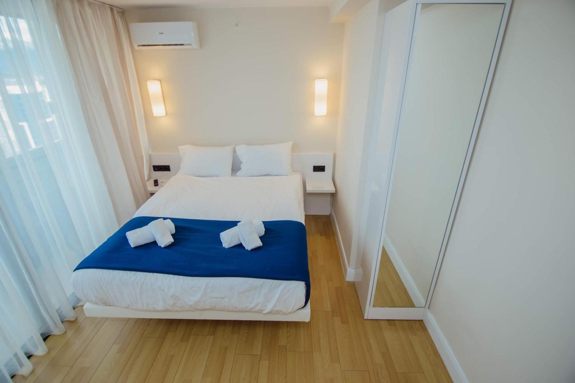 Orbi City Black Sea View Aparthotel Batumi Exterior foto