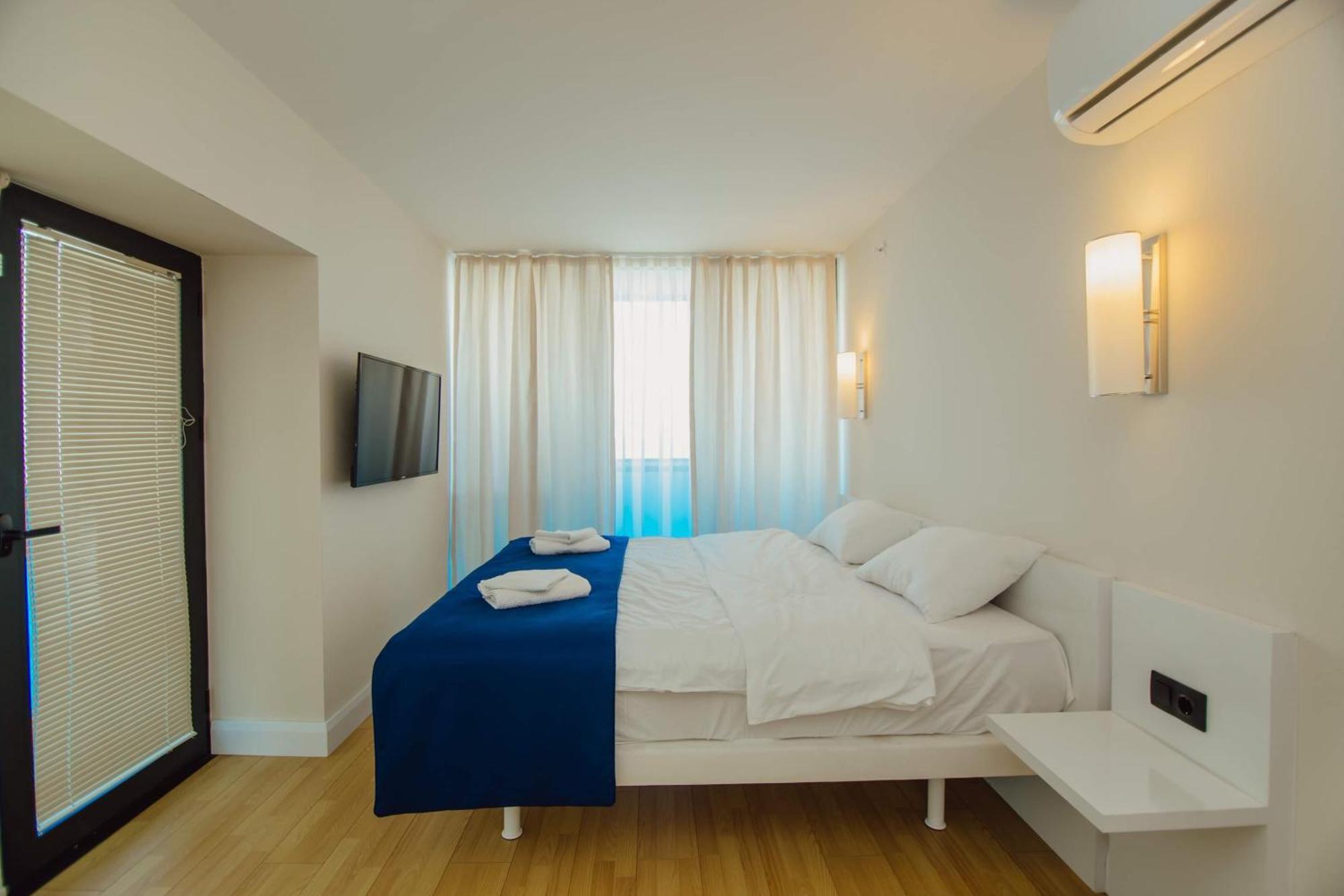 Orbi City Black Sea View Aparthotel Batumi Exterior foto